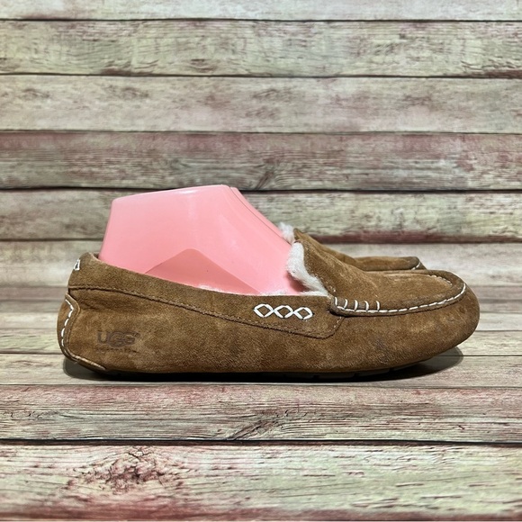 Ugg Brown Ansley Loafers - Picture 3 of 8